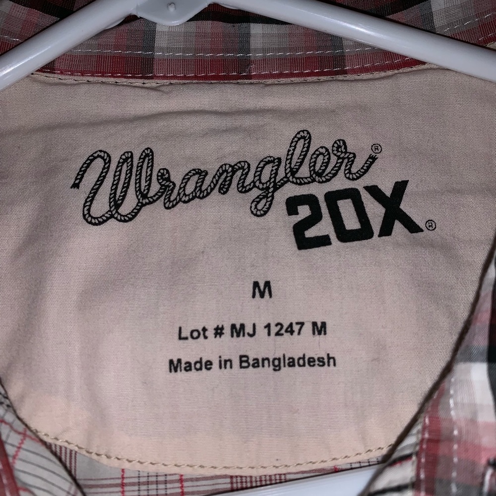 Long sleeve button down - Picture 2 of 3